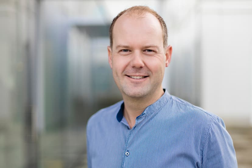 René Corten, Gründer von Hausratgenie